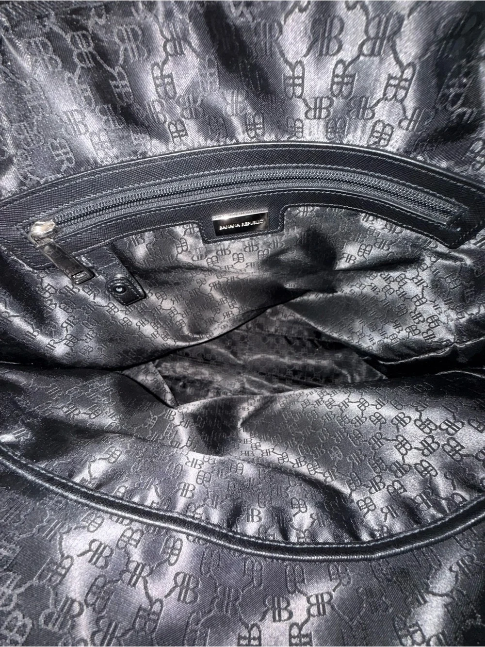 Banana Republic Men’s Classic Black Leather Tote Bag.